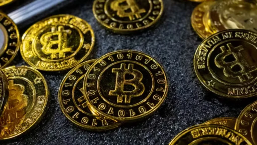 Bitcoin_Smashes_Records_Hits_124500_Amid_Policy_Support_and_Institutional_Buying1-1024x576 Home